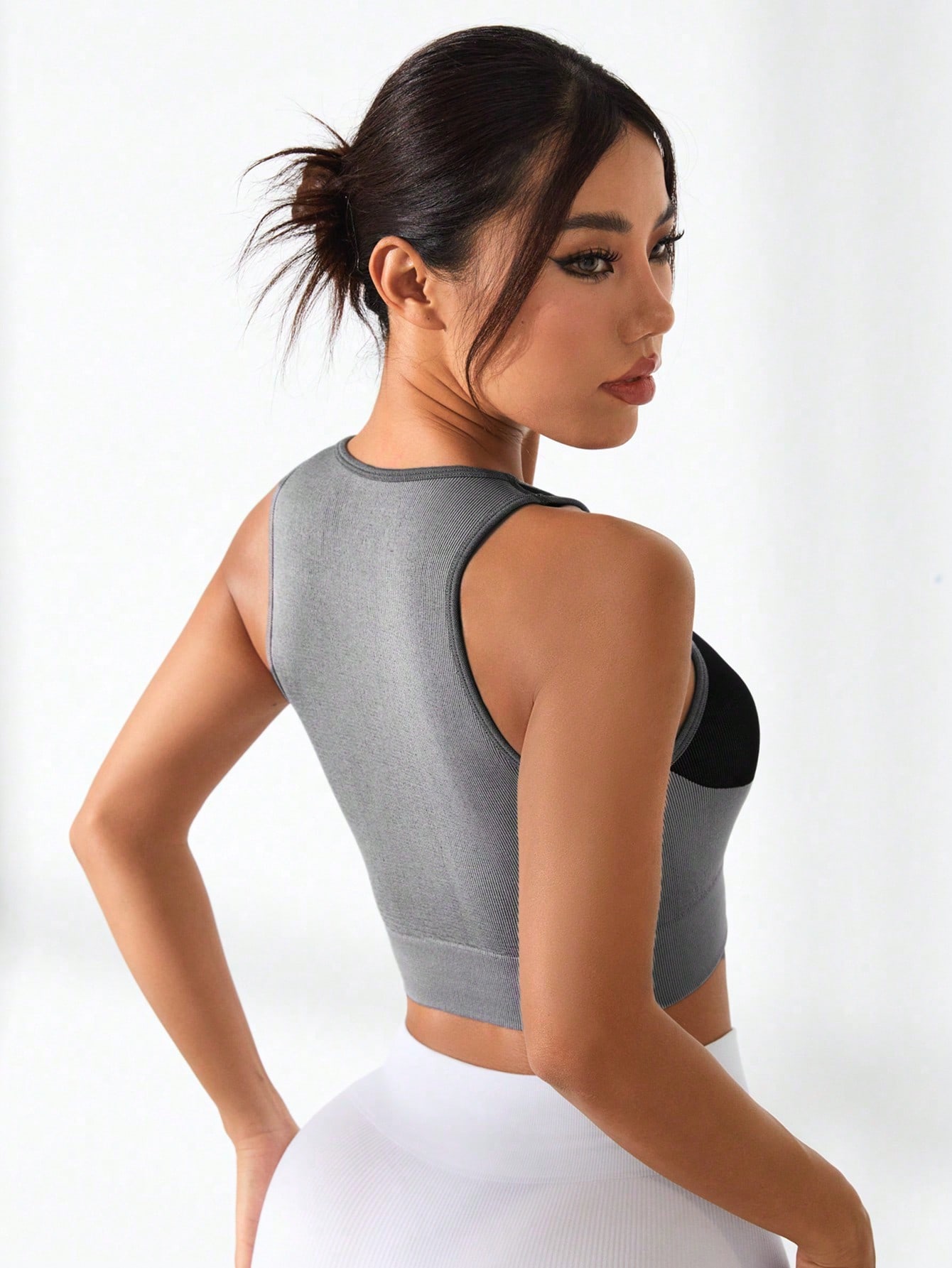 Kadınlar Renk Bloklu Çapraz Ba - Tank Top Ribbed incelemesi ve fiyatı